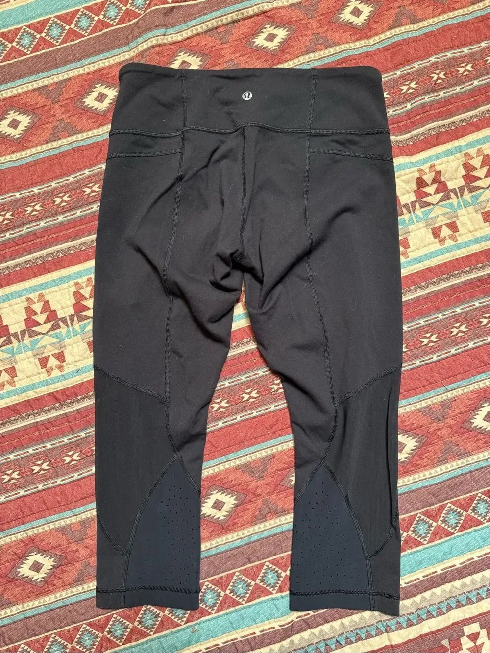Lululemon Black High-Waist Cropped Active Leggings size 8